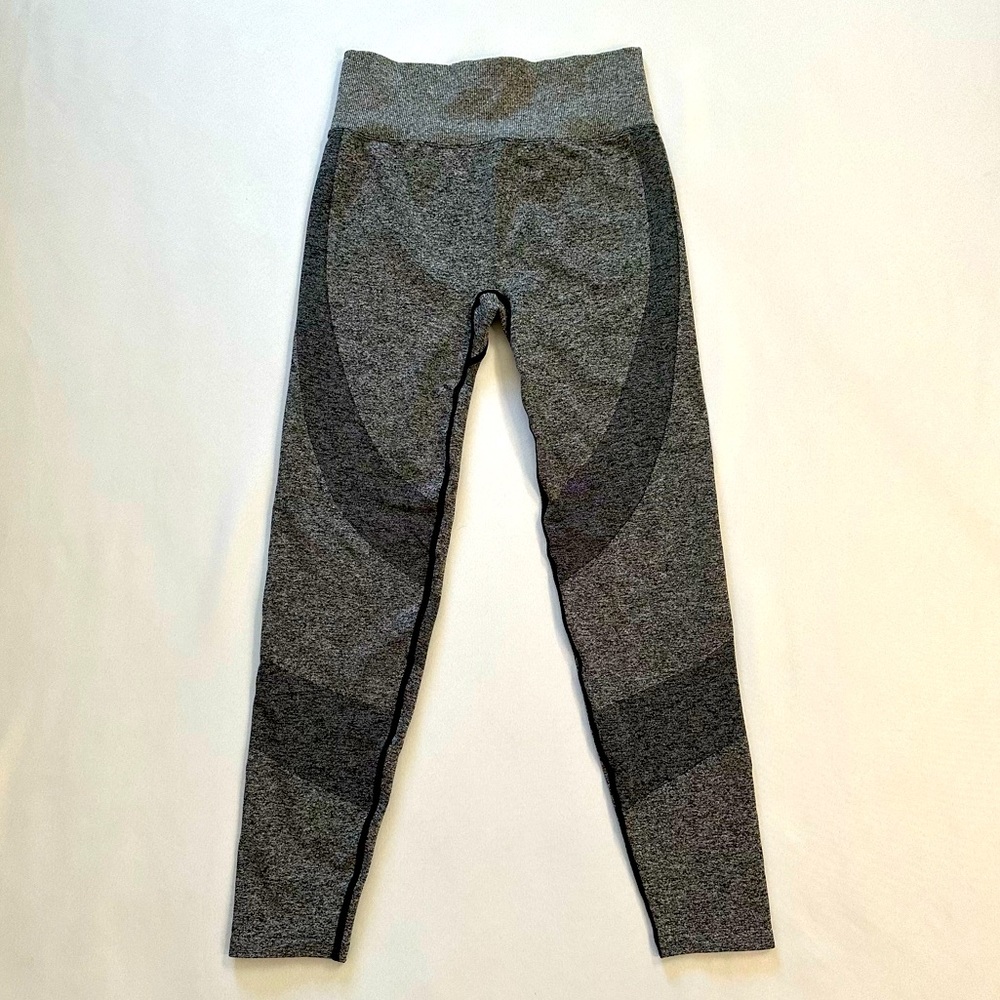PINK by Victorias Secret Gray Leggings Size Medium